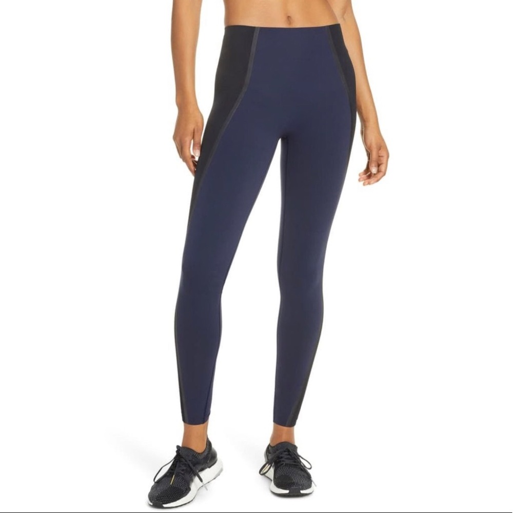Spanx Mesh Contoured Active Leggings / Lapis Night